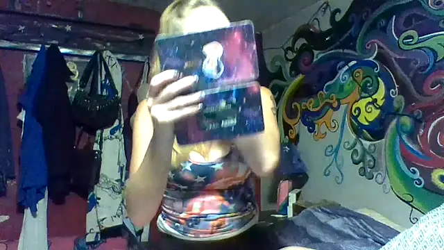 Snapshot of 4EyedSluttyGinger chatting on 09/08/25, 08:41 4EyedSluttyGinger online show from 09/08/25, 08:41