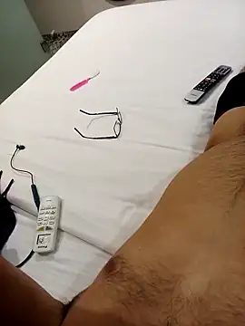 desiboy154 online show from 04/16/26, 06:09