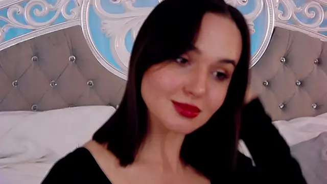 MeIisaLove online show from 04/04/26, 04:15