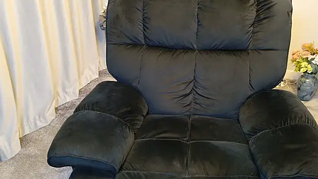 maggiemilff online show from 04/06/26, 04:46