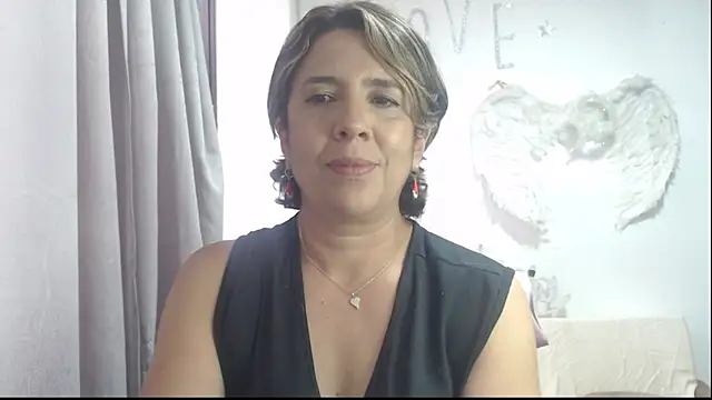 Victoria meester online show from 09/22/25, 08:11