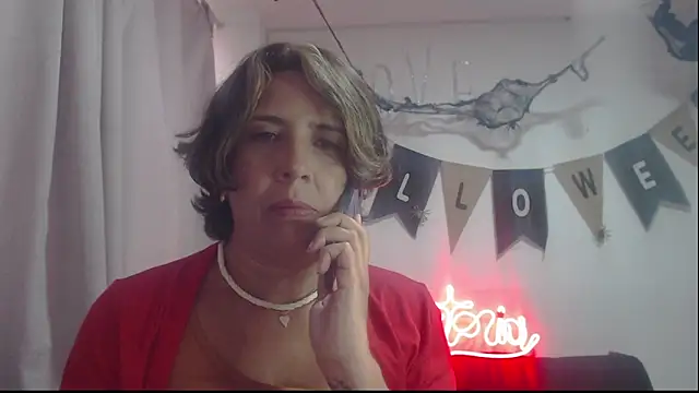 Victoria meester online show from 10/03/25, 08:28