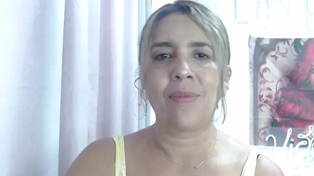 Victoria meester online show from 02/25/26, 07:01