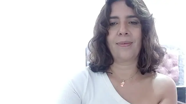 Snapshot of Victoria_meester chatting on 07/01/26, 02:51 Victoria meester online show from 07/01/26, 02:51