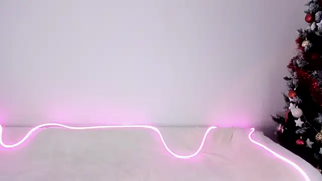 Snapshot of 666kisses chatting on 01/22/25, 02:48 666kisses online show from 01/22/25, 02:48