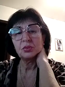 AlbinaXPretty online show from 12/27/24, 04:47