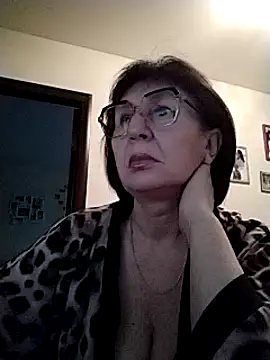 AlbinaXPretty online show from 12/30/24, 06:31