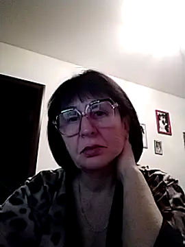 AlbinaXPretty online show from 12/31/24, 06:24