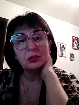 AlbinaXPretty online show from 01/12/25, 07:42