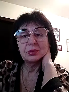 AlbinaXPretty online show from 01/24/25, 09:26