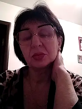 AlbinaXPretty online show from 02/02/25, 04:59