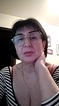 AlbinaXPretty online show from 02/10/25, 08:10