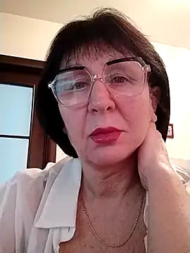 AlbinaXPretty online show from 03/08/25, 08:22