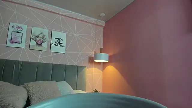 dolly zoe online show from 11/05/25, 09:26