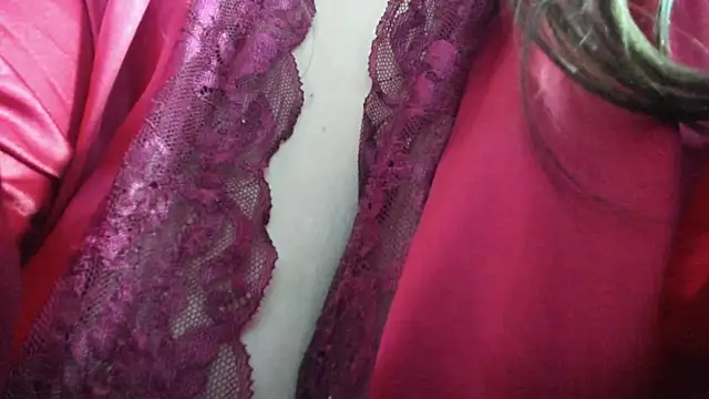 dolly zoe online show from 11/19/25, 10:10