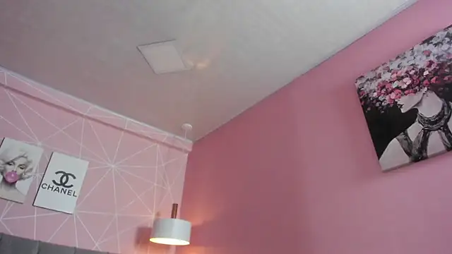 dolly zoe online show from 01/05/26, 08:12