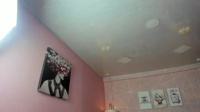 ayshel   online show from 11/24/25, 10:31