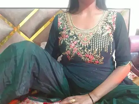 nikitahot3 online show from 02/23/25, 02:46