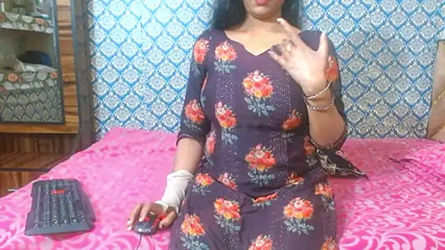 nikitahot3 online show from 01/09/26, 12:35