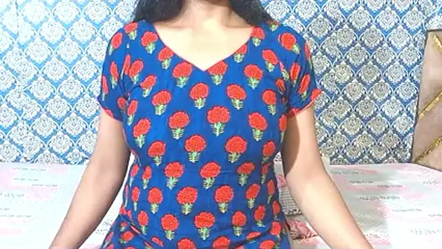 nikitahot3 online show from 04/04/26, 12:31