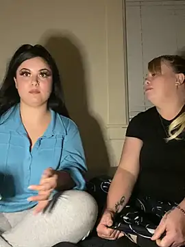 Snapshot of xocrybaby chatting on 01/19/25, 03:29 xocrybaby online show from 01/19/25, 03:29