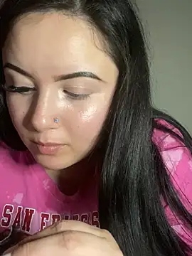 Snapshot of xocrybaby chatting on 03/16/25, 05:47 xocrybaby online show from 03/16/25, 05:47