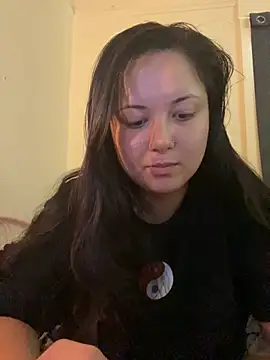 Snapshot of xocrybaby chatting on 09/14/25, 04:17 xocrybaby online show from 09/14/25, 04:17