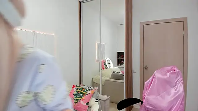 CarolMay online show from 01/10/26, 05:42