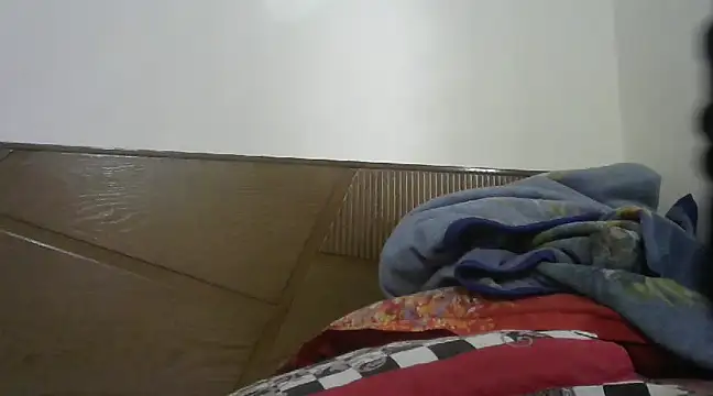 Snapshot of shekira99 chatting on 02/20/25, 10:05 shekira99 online show from 02/20/25, 10:05