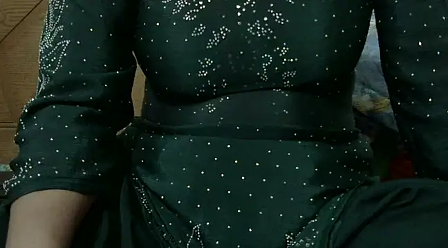 Snapshot of shekira99 chatting on 03/14/25, 03:03 shekira99 online show from 03/14/25, 03:03