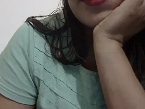 Snapshot of shekira99 chatting on 01/11/26, 07:41 shekira99 online show from 01/11/26, 07:41