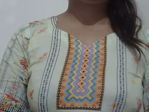 Snapshot of shekira99 chatting on 02/25/26, 08:51 shekira99 online show from 02/25/26, 08:51