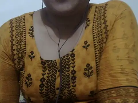 Snapshot of shekira99 chatting on 03/02/26, 03:19 shekira99 online show from 03/02/26, 03:19