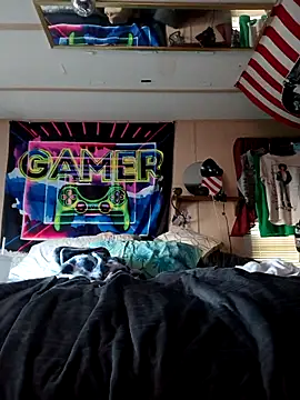 Snapshot of j_hollywood91 chatting on 11/13/25, 08:19 j hollywood91 online show from 11/13/25, 08:19