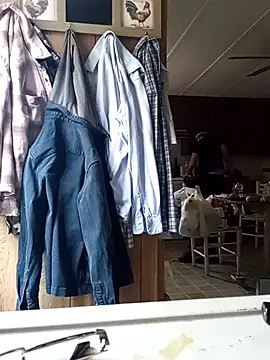 Snapshot of j_hollywood91 chatting on 11/18/25, 07:29 j hollywood91 online show from 11/18/25, 07:29