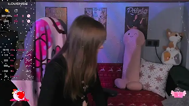 Snapshot of AliceLanley chatting on 12/13/24, 11:23 AliceLanley online show from 12/13/24, 11:23