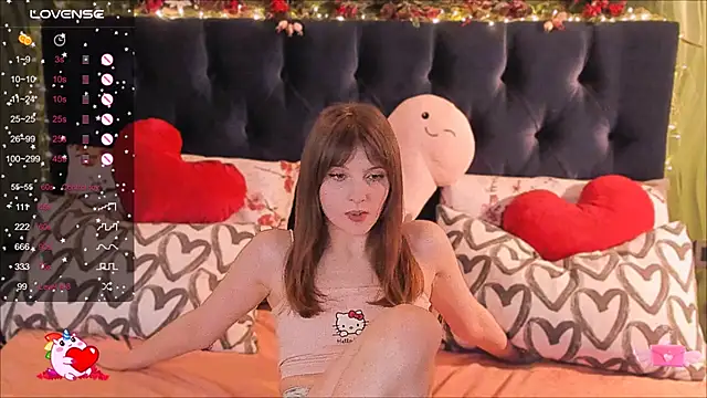 Snapshot of AliceLanley chatting on 02/26/25, 11:41 AliceLanley online show from 02/26/25, 11:41