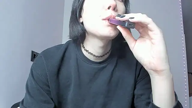 dollmore online show from 02/01/25, 02:58