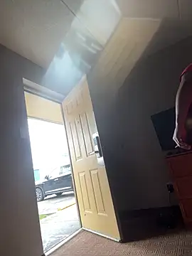 Stressreliever82 online show from 03/31/26, 07:14