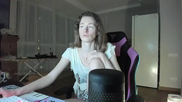 ooksiiii online show from 05/15/26, 11:45