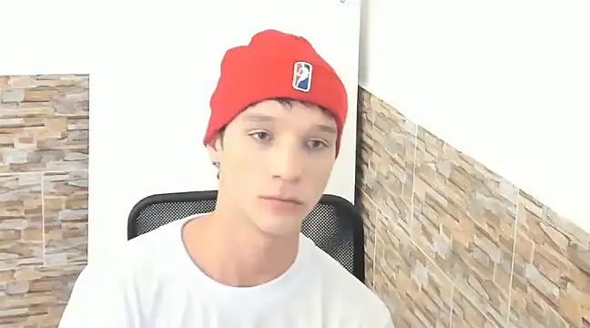 Snapshot of angelcortes chatting on 12/02/24, 06:21 angelcortes online show from 12/02/24, 06:21