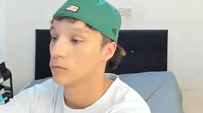 Snapshot of angelcortes chatting on 01/30/25, 03:51 angelcortes online show from 01/30/25, 03:51