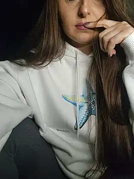 Snapshot of angel_eyees chatting on 11/20/25, 06:29 angel eyees online show from 11/20/25, 06:29