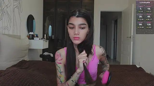 vinkitinkii online show from 10/25/25, 06:54