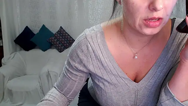 Snapshot of Stella_Adria chatting on 12/08/24, 05:01 Stella Adria online show from 12/08/24, 05:01