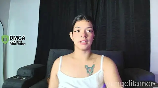 yungelitamor  online show from 11/14/25, 05:28