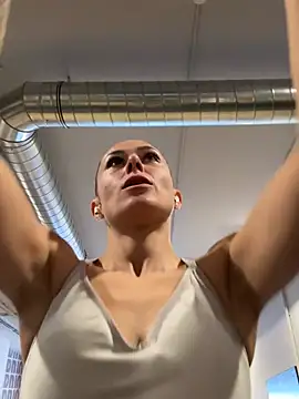 petrouchkaaa  online show from 01/31/25, 09:48