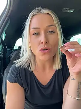 petrouchkaaa  online show from 03/24/26, 09:47