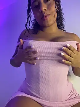 Snapshot of charlotteeruss chatting on 12/02/25, 05:13 charlotteeruss online show from 12/02/25, 05:13