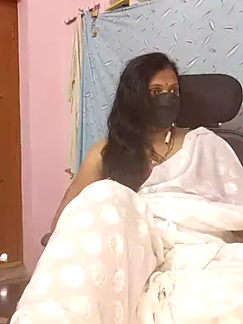 Snapshot of yours-kavaya chatting on 12/13/24, 03:49 yours-kavaya online show from 12/13/24, 03:49